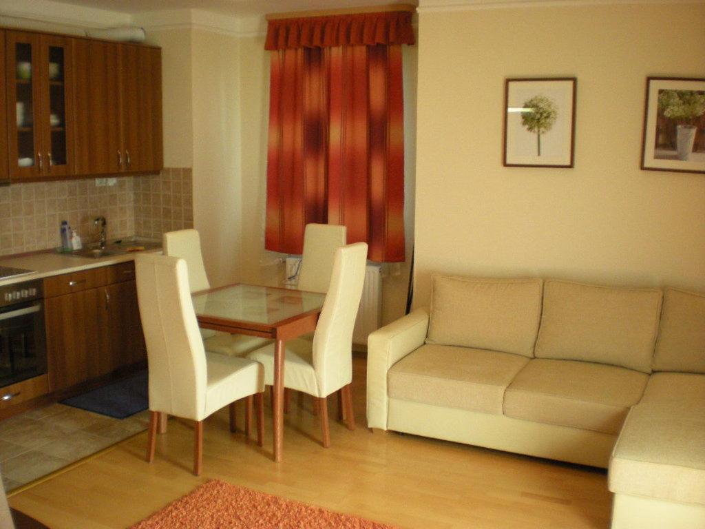 Apartman Golf Lux Бюк Номер фото
