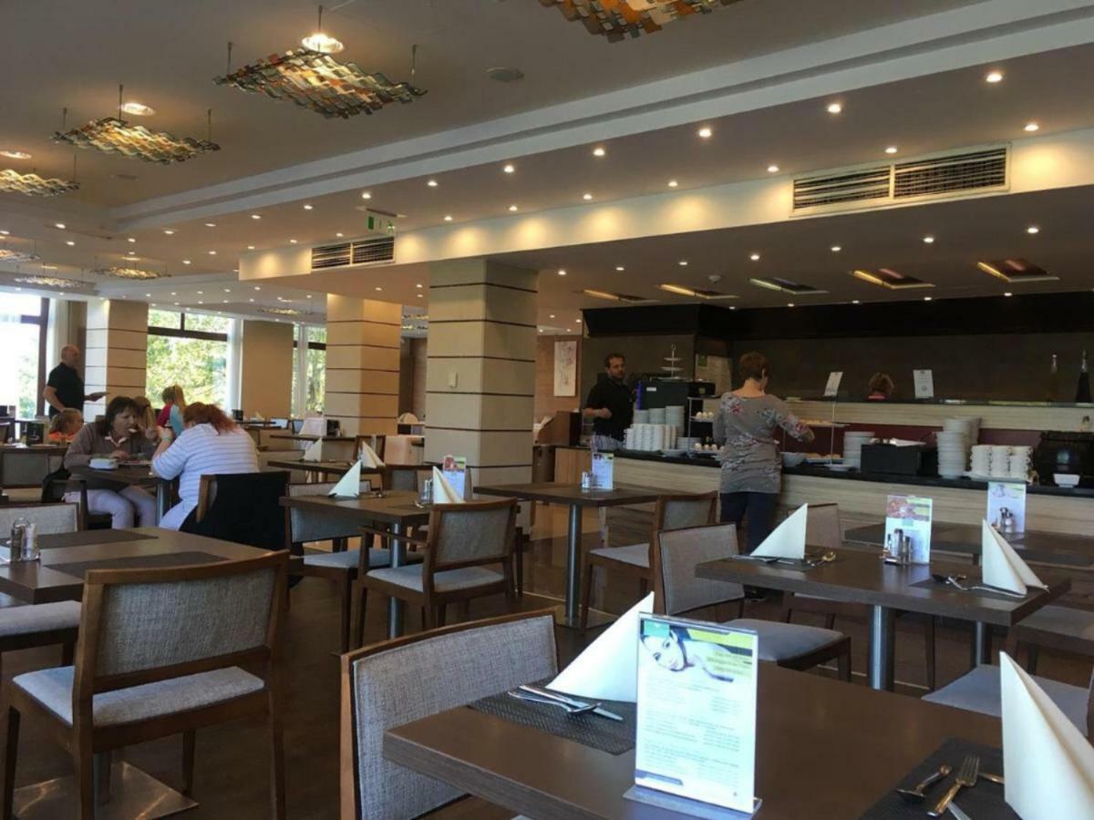 Apartman Golf Lux Бюк Экстерьер фото
